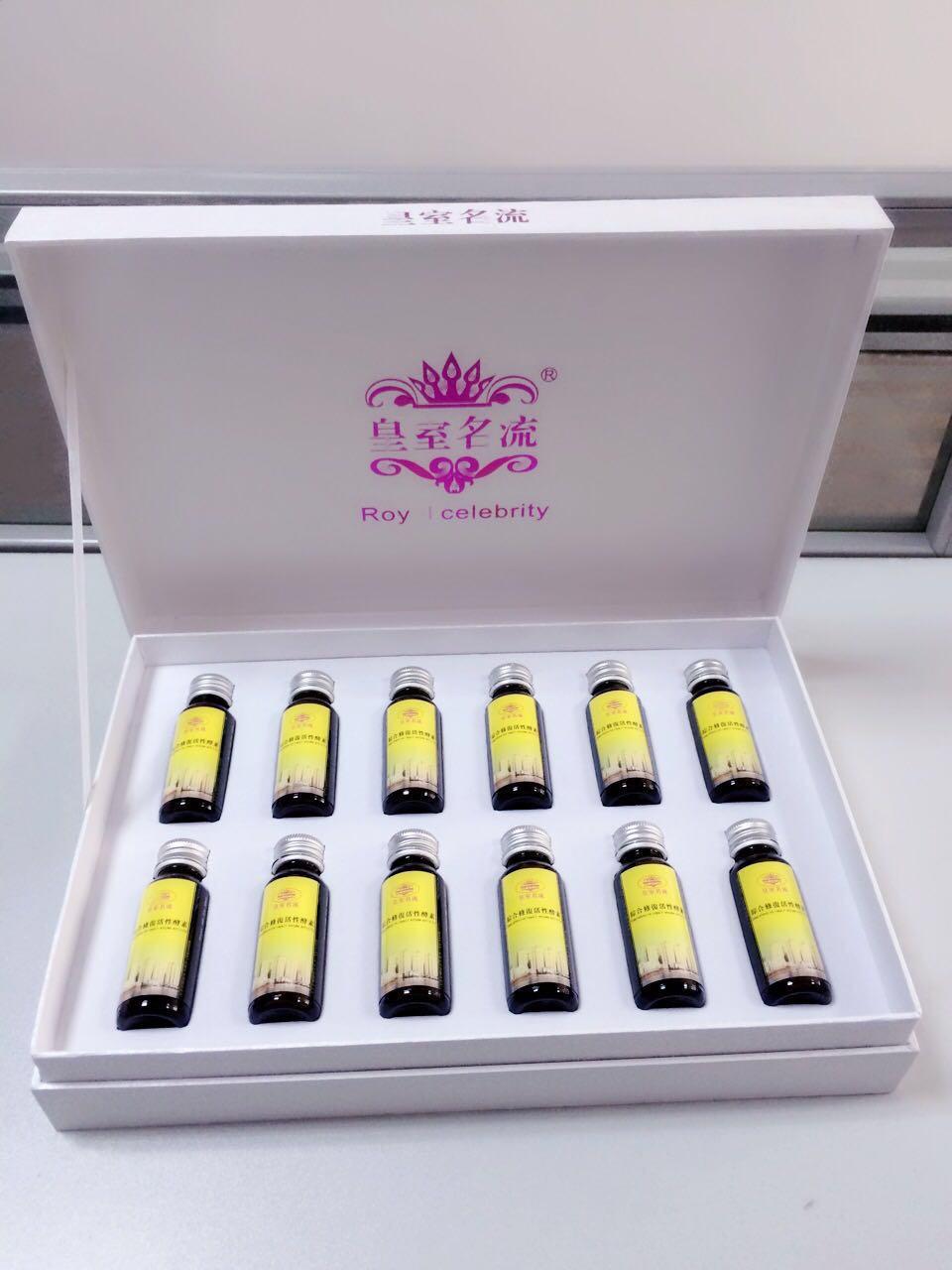 ������һ�ֱ�ϸ����С�Ļ��Ե���ø����100����ˮ��������ȡ���ɣ�����ԭ��������̨��