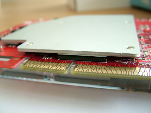 ��Ե��ɢ�ȡ�����϶�������