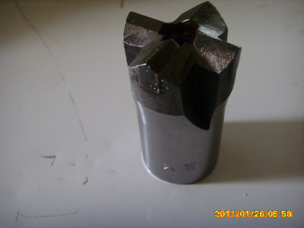 ���ý��ʯ,�ر��ʺ���򻨸��ҡ�ʯӢ�ҡ�������ʯ�㣬�ǿ�ɽ����·��·������ˮ��վ���ۿںͻ���������ѡ��ͷ��